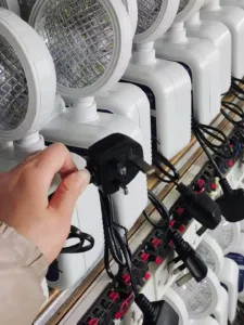 emergency light factory photo 4